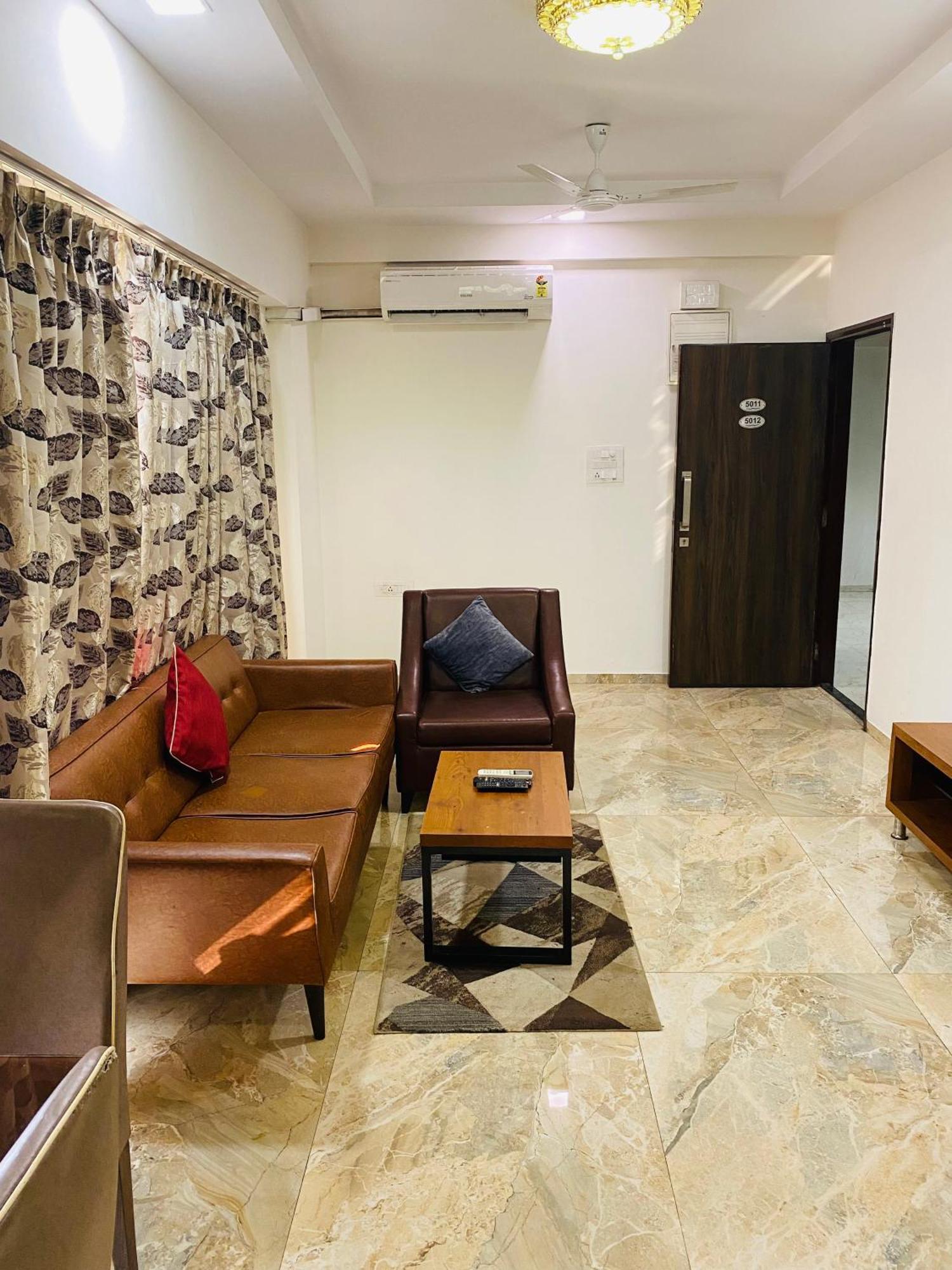 Mumbai House Luxury Apartments Santacruz East, Mumbai Kültér fotó