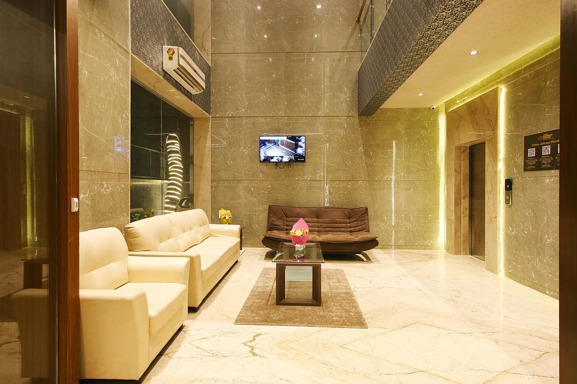 Mumbai House Luxury Apartments Santacruz East, Mumbai Kültér fotó