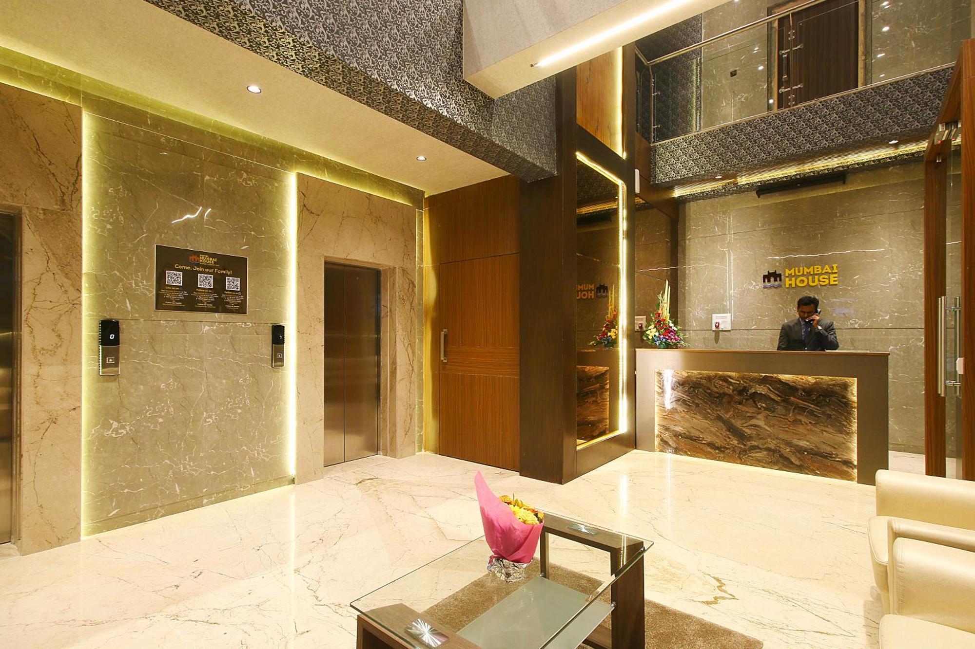 Mumbai House Luxury Apartments Santacruz East, Mumbai Kültér fotó