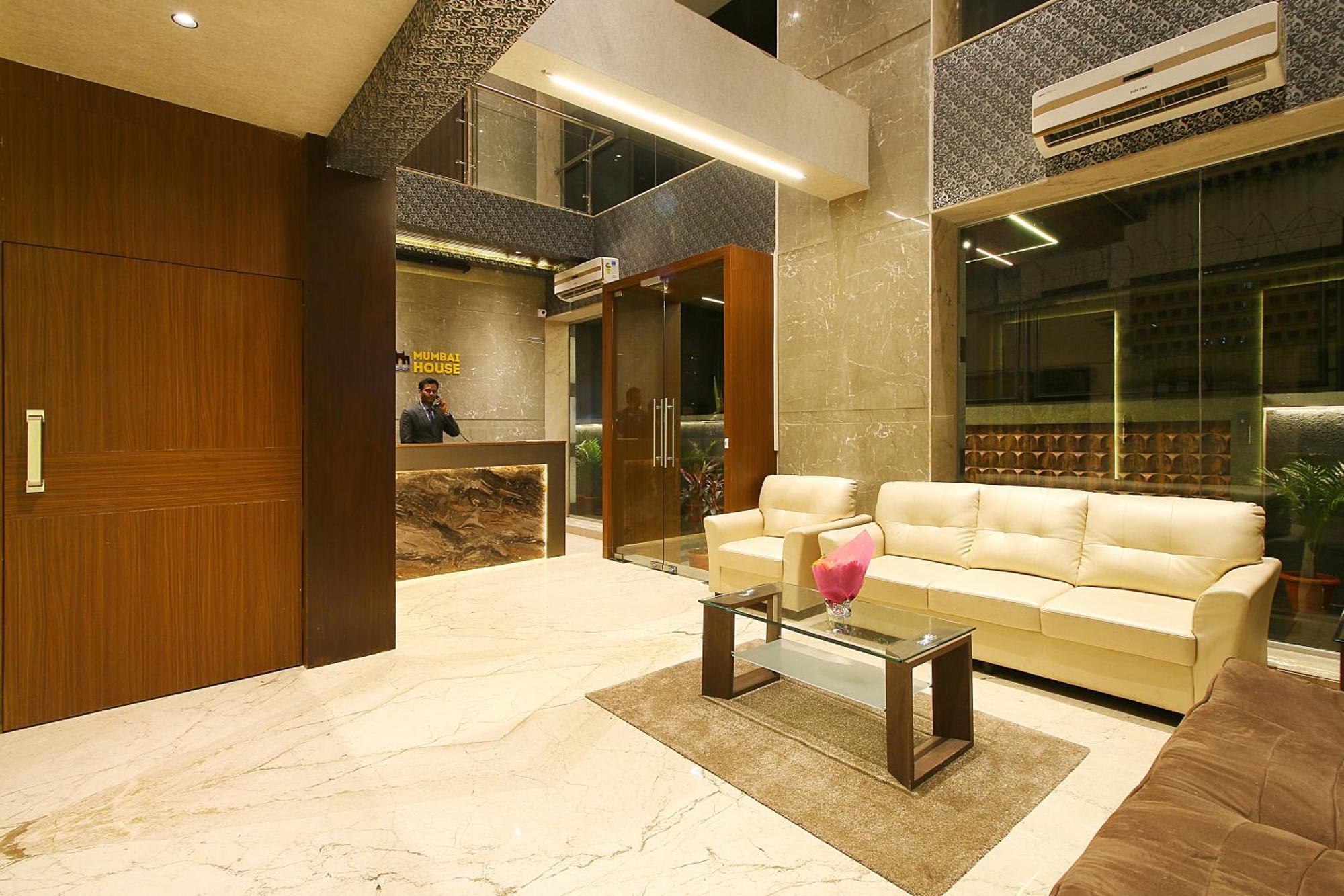 Mumbai House Luxury Apartments Santacruz East, Mumbai Kültér fotó