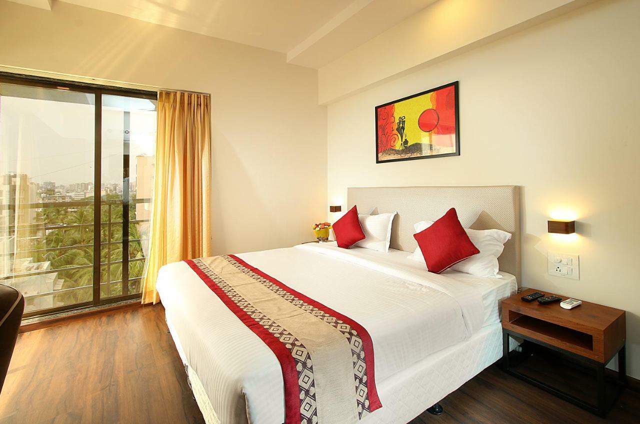 Mumbai House Luxury Apartments Santacruz East, Mumbai Kültér fotó
