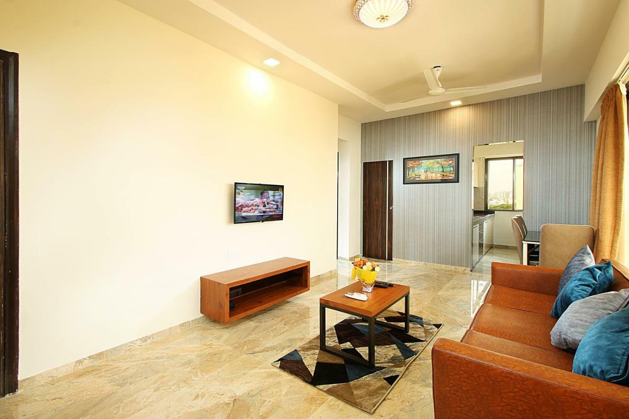 Mumbai House Luxury Apartments Santacruz East, Mumbai Kültér fotó